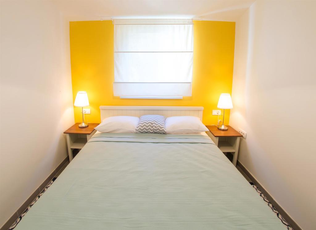 Apartments Denis クレック エクステリア 写真