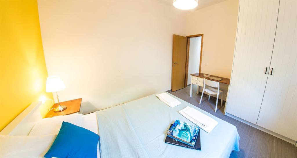Apartments Denis クレック エクステリア 写真