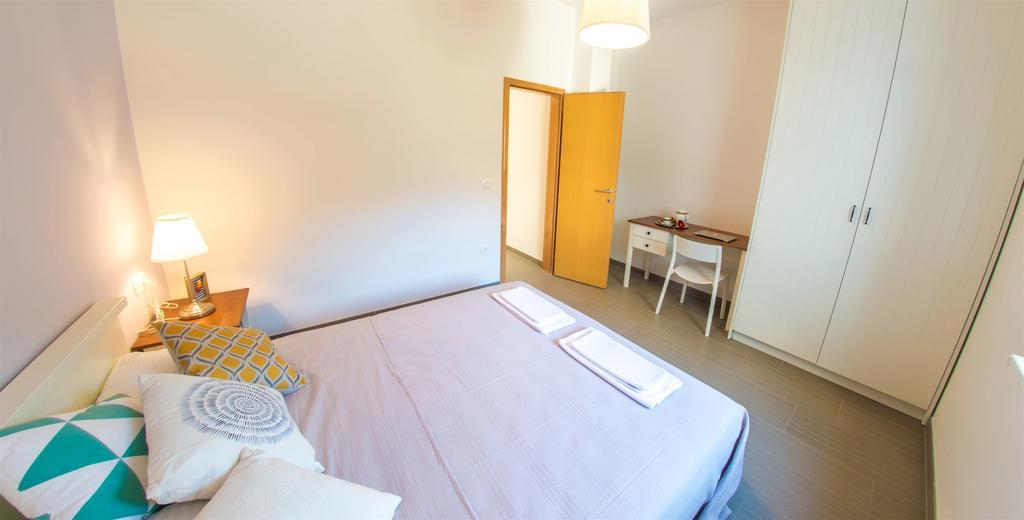 Apartments Denis クレック エクステリア 写真
