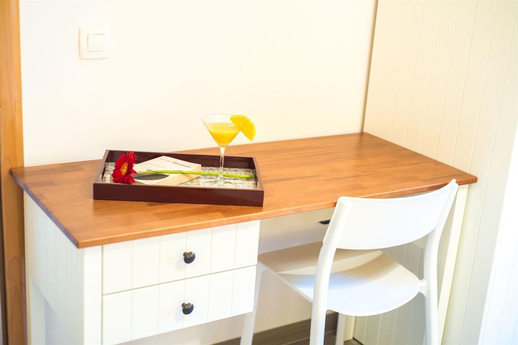Apartments Denis クレック エクステリア 写真